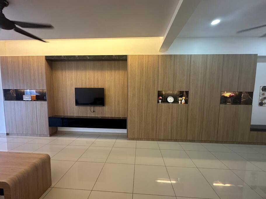 Ulike~homestay~c~3room-the Venus