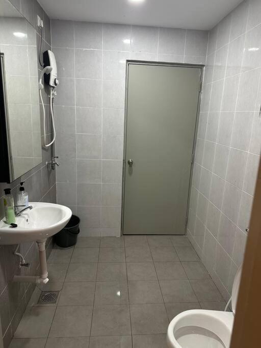 Ulike~homestay~c~3room-the Venus * Sitiawan